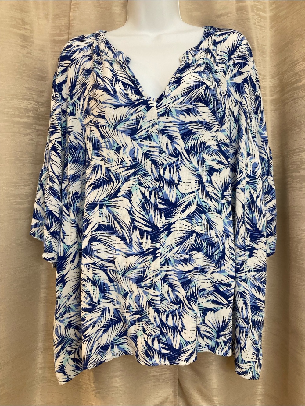 Woman Within Blue & White Palm-Print V-Neck Tunic 2XL